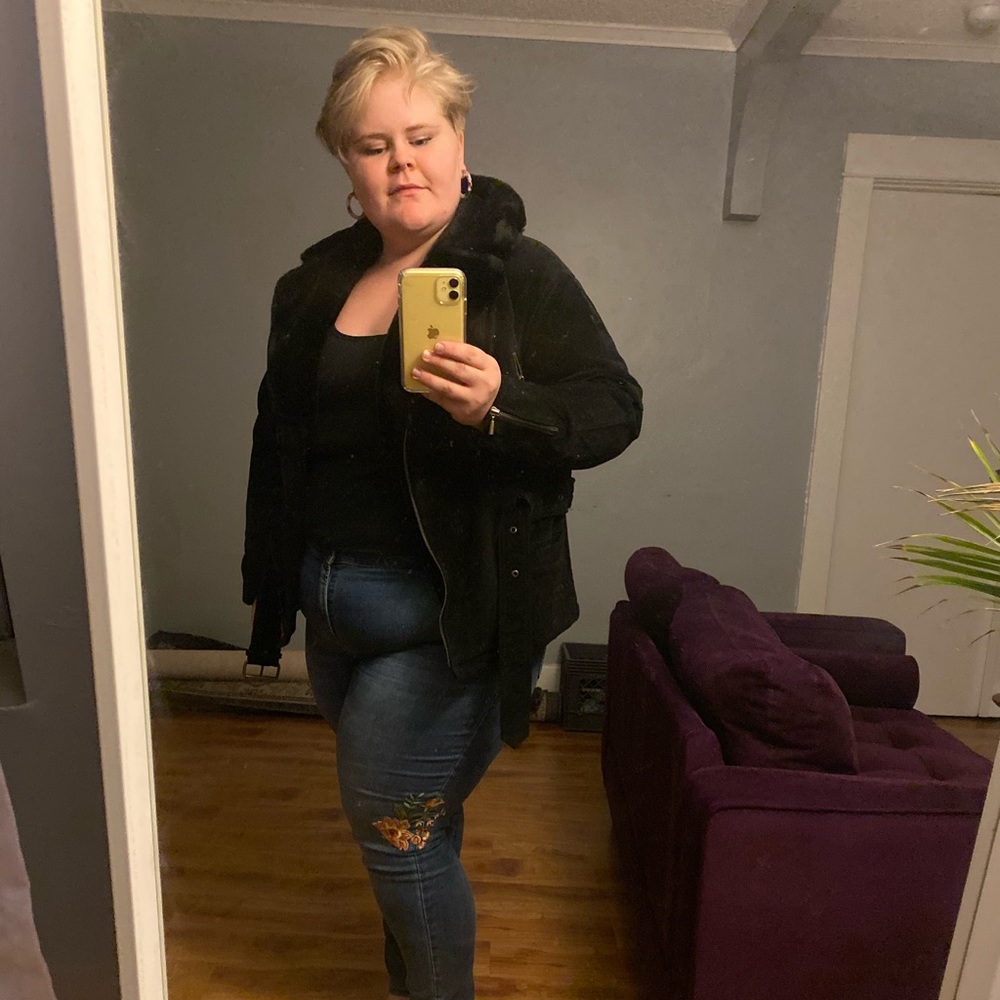 PLUS SIZE black faux fur collar coat